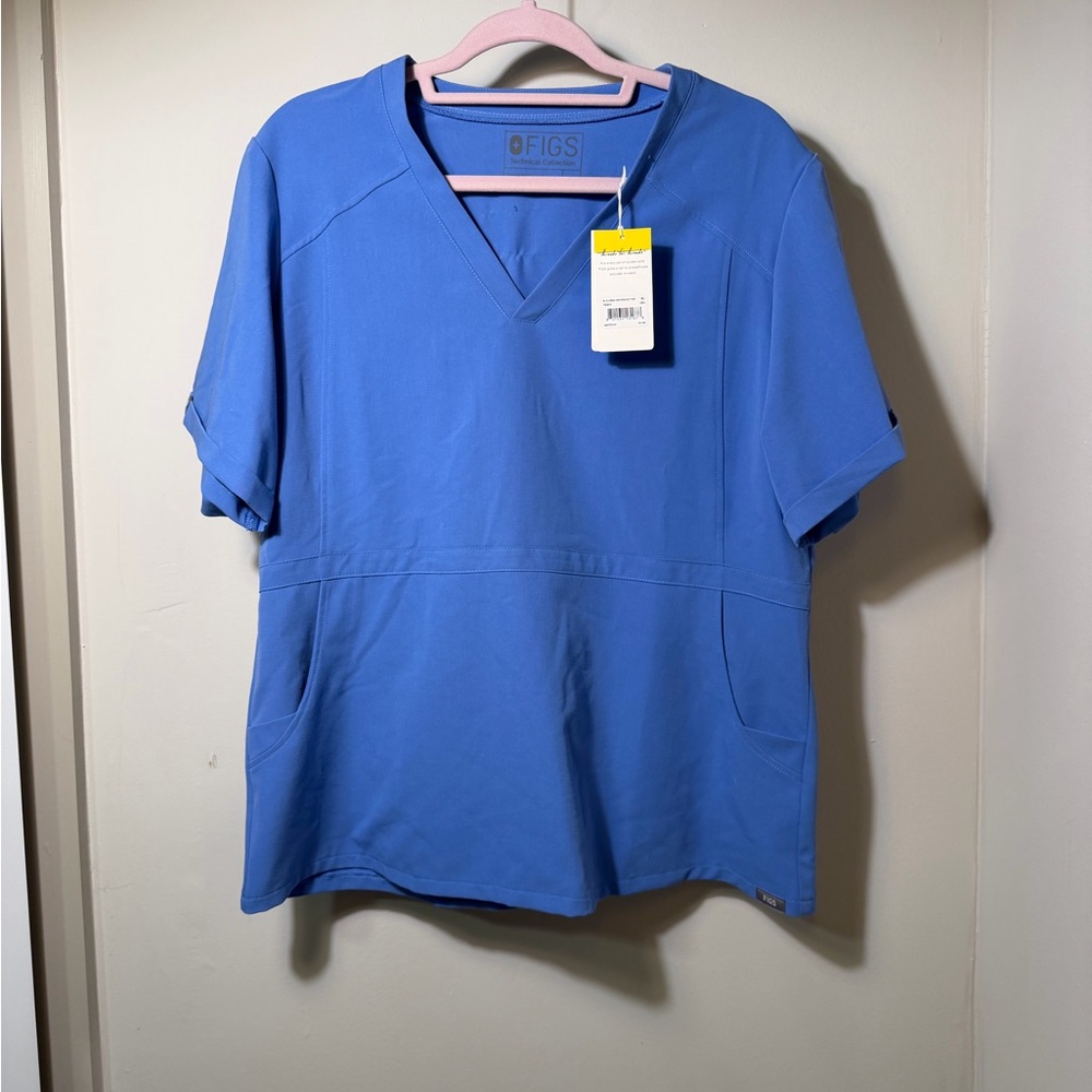 FIGS V-Neck Flores Scrub Top in Ciel Blue